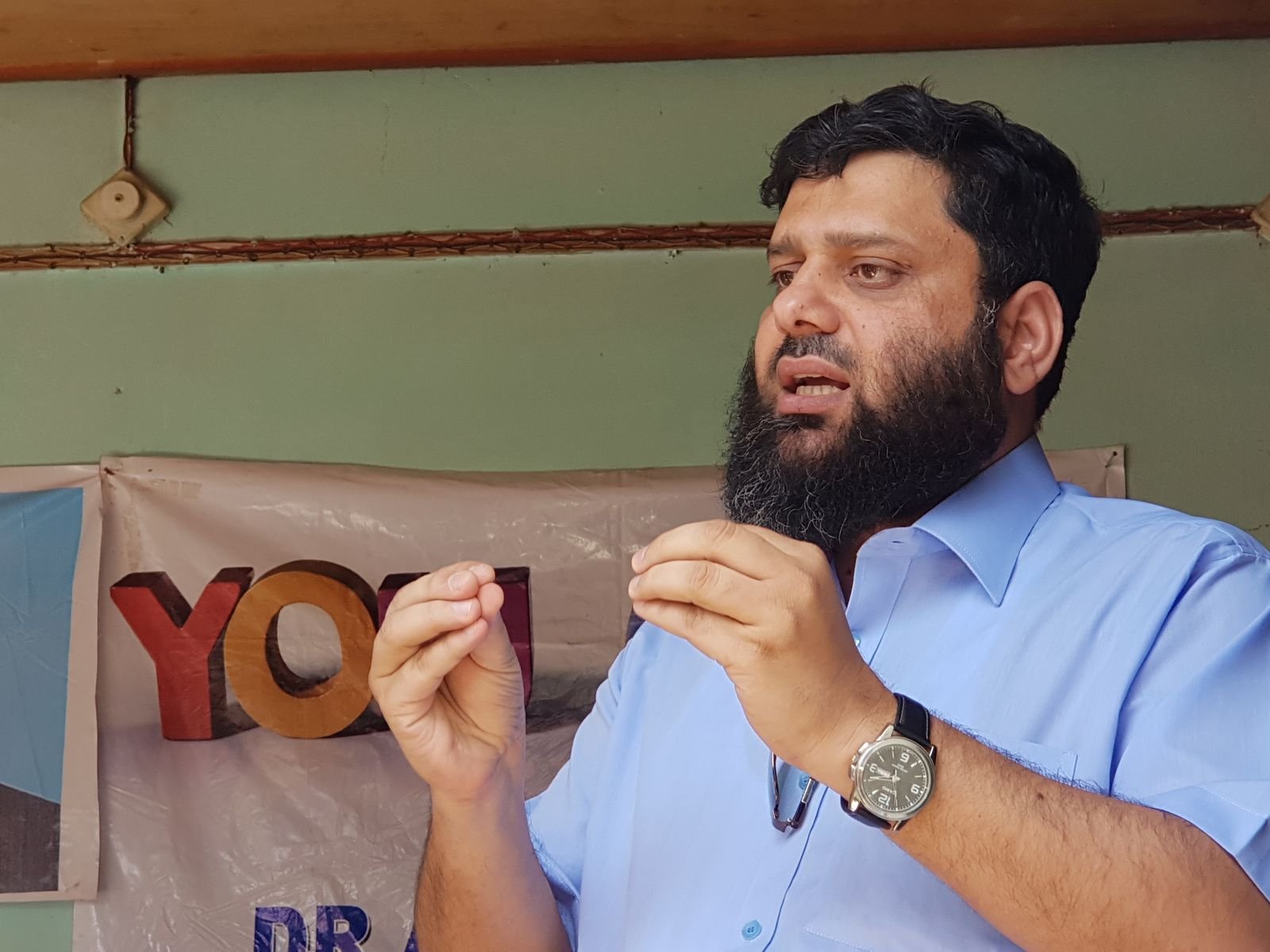 Dr. Ahmed Ejaz teaching a class